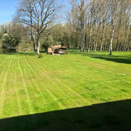 Avec Un Grand Jardin * Cucq