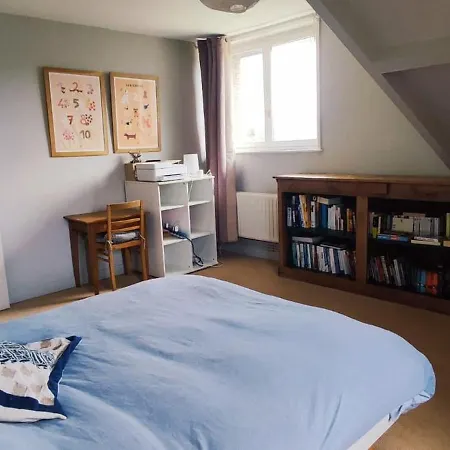 Tamaris, Avec Tres Grand Jardin Villa